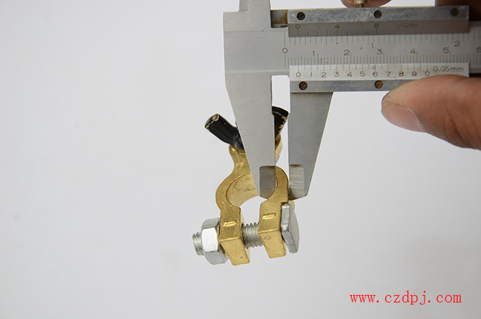 手拧式纯铜电瓶夹