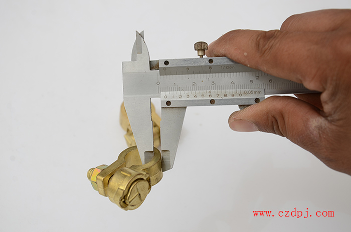 单螺丝锌合金电瓶夹