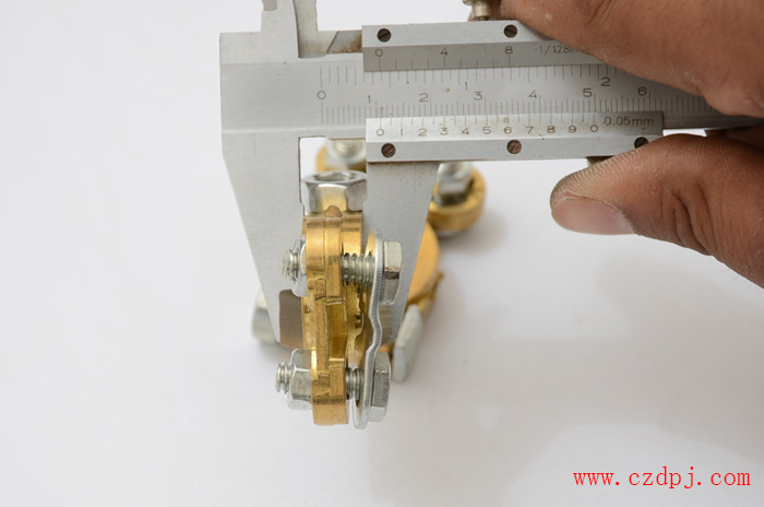 铝镁合金汽车蓄电池专用接头