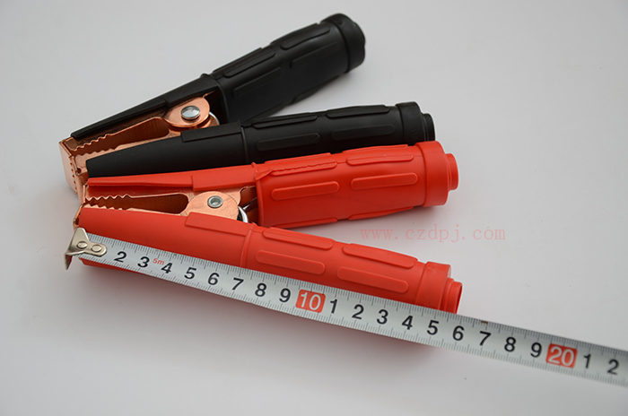 汽车蓄电池搭火线夹子