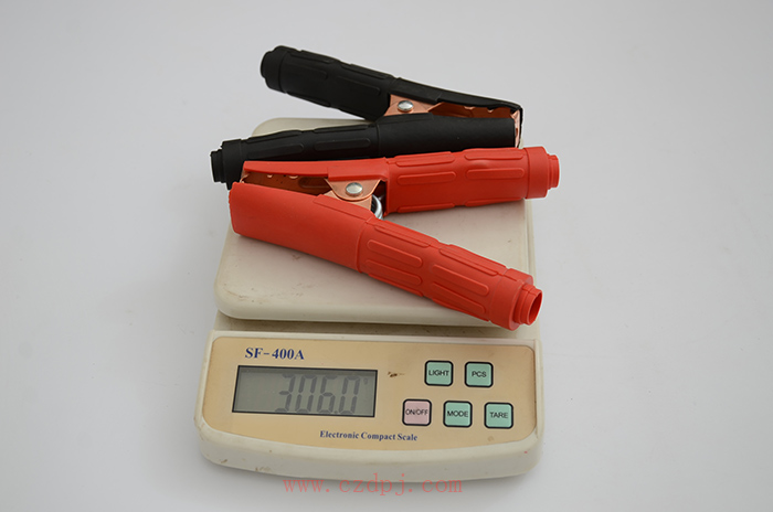 汽车蓄电池搭火线夹子