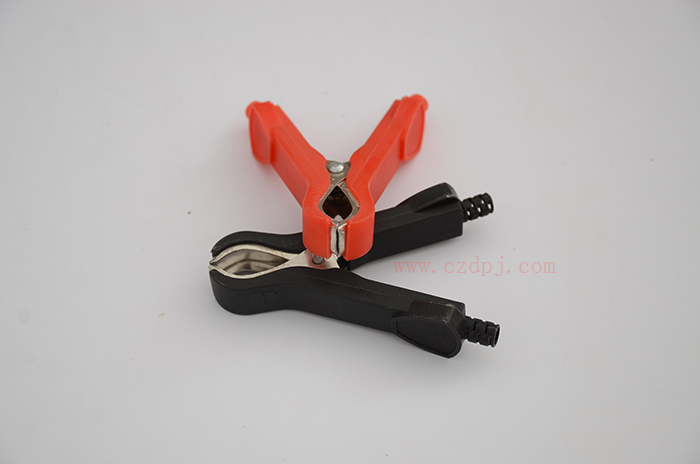 全护套充电线夹子