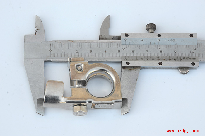 黄铜冲压电瓶夹-004