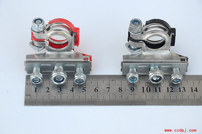 黄铜冲压电瓶夹-010